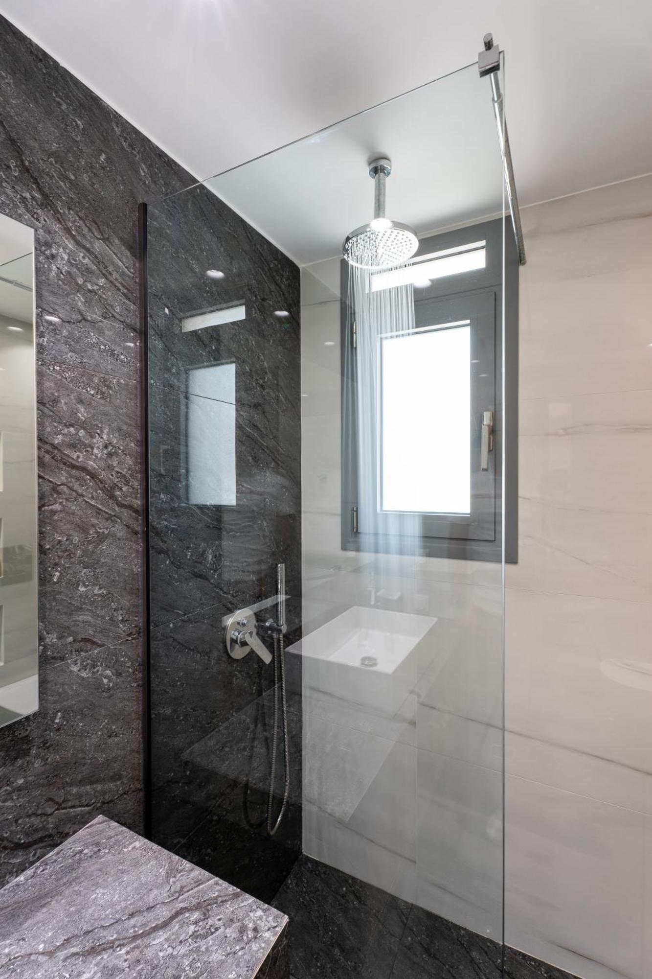 Marble Luxury *